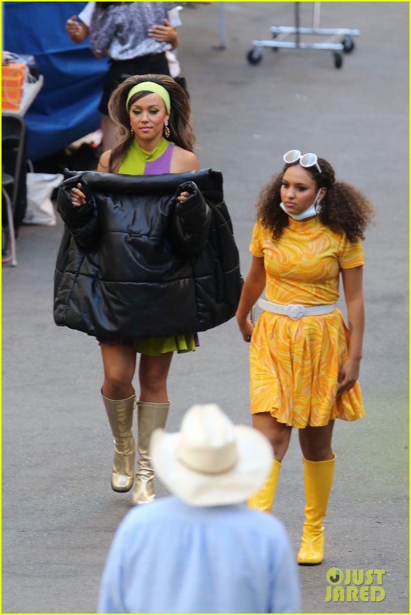 Bebe Rexha Doja Cat Film A Music Video Together In La Photo Bebe Rexha Doja Cat Music Nikita Dragun Video Pictures Just Jared