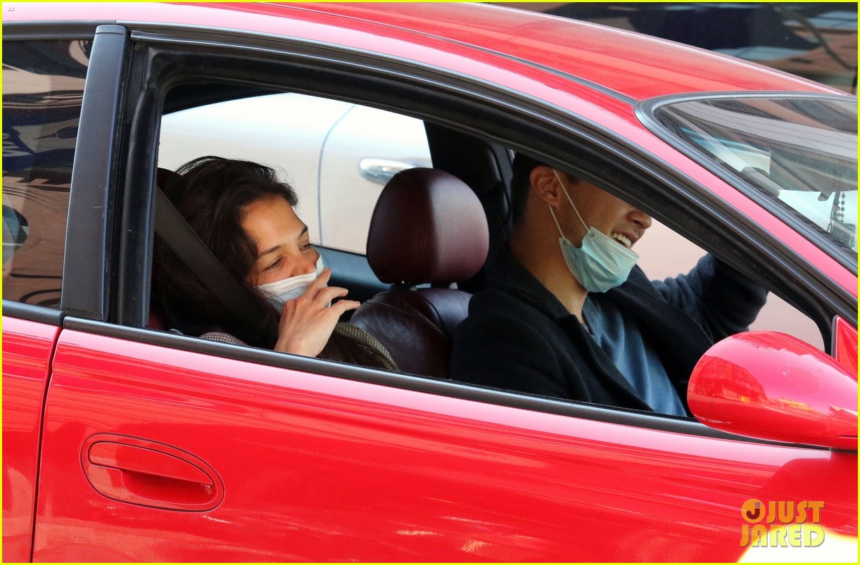 Photo: katie holmes emilio vitolo jr hold hands date 04 | Photo 4485895