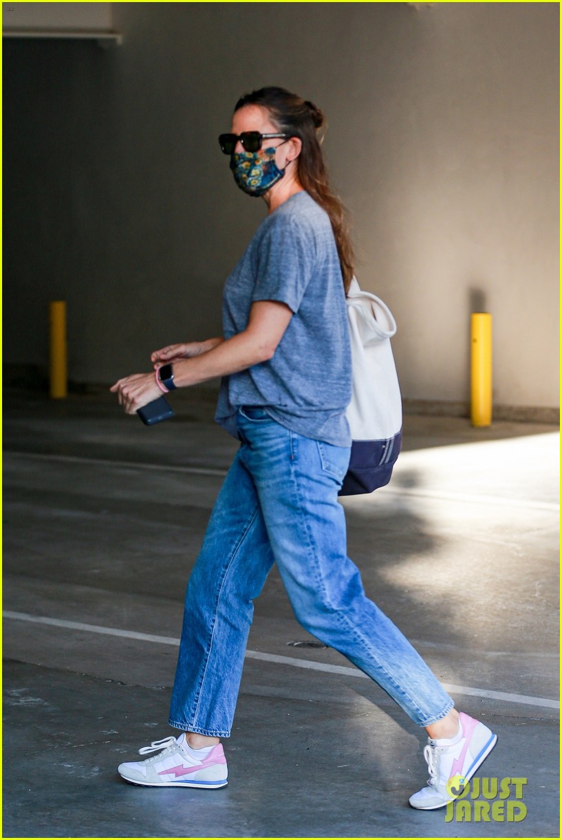 reference fup Se internettet Jennifer Garner Gets in a Solo Spa Day: Photo 4479647 | Jennifer Garner  Pictures | Just Jared