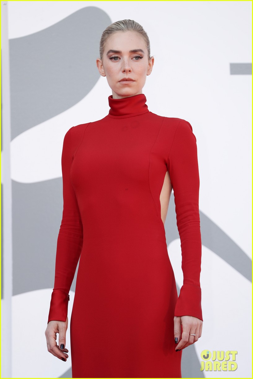 Vanessa Kirby Earns Raves for 'Pieces of a Woman,' Stuns at Venice Film