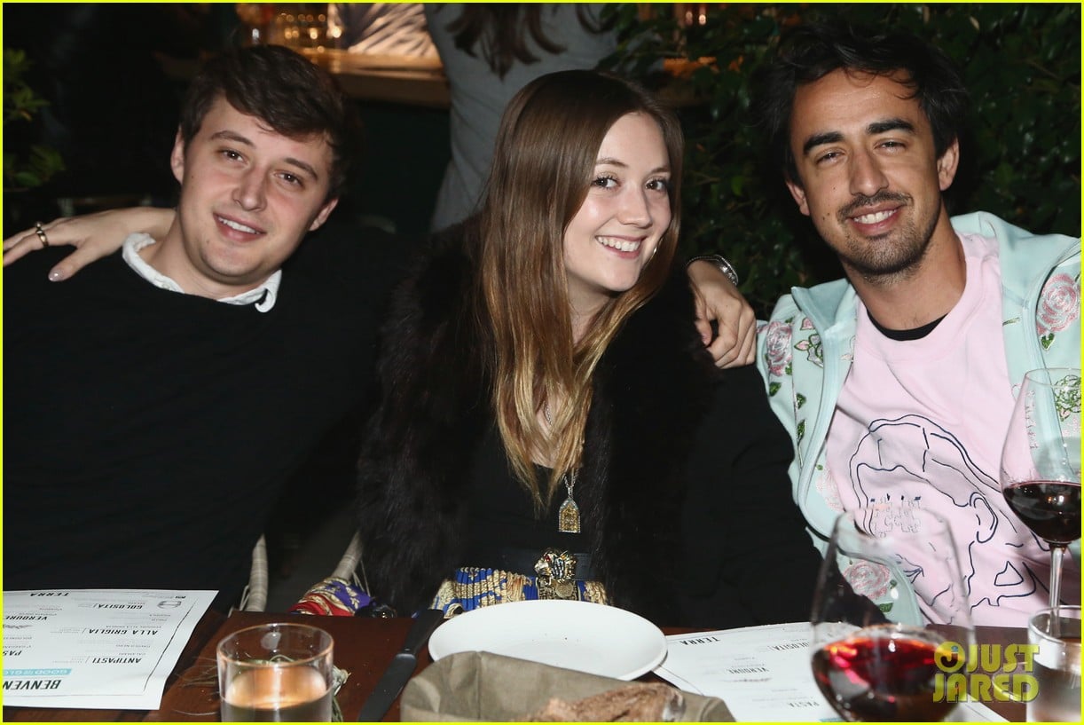 Billie Lourd First Child with Fiance Austen Rydell Meet the(01)