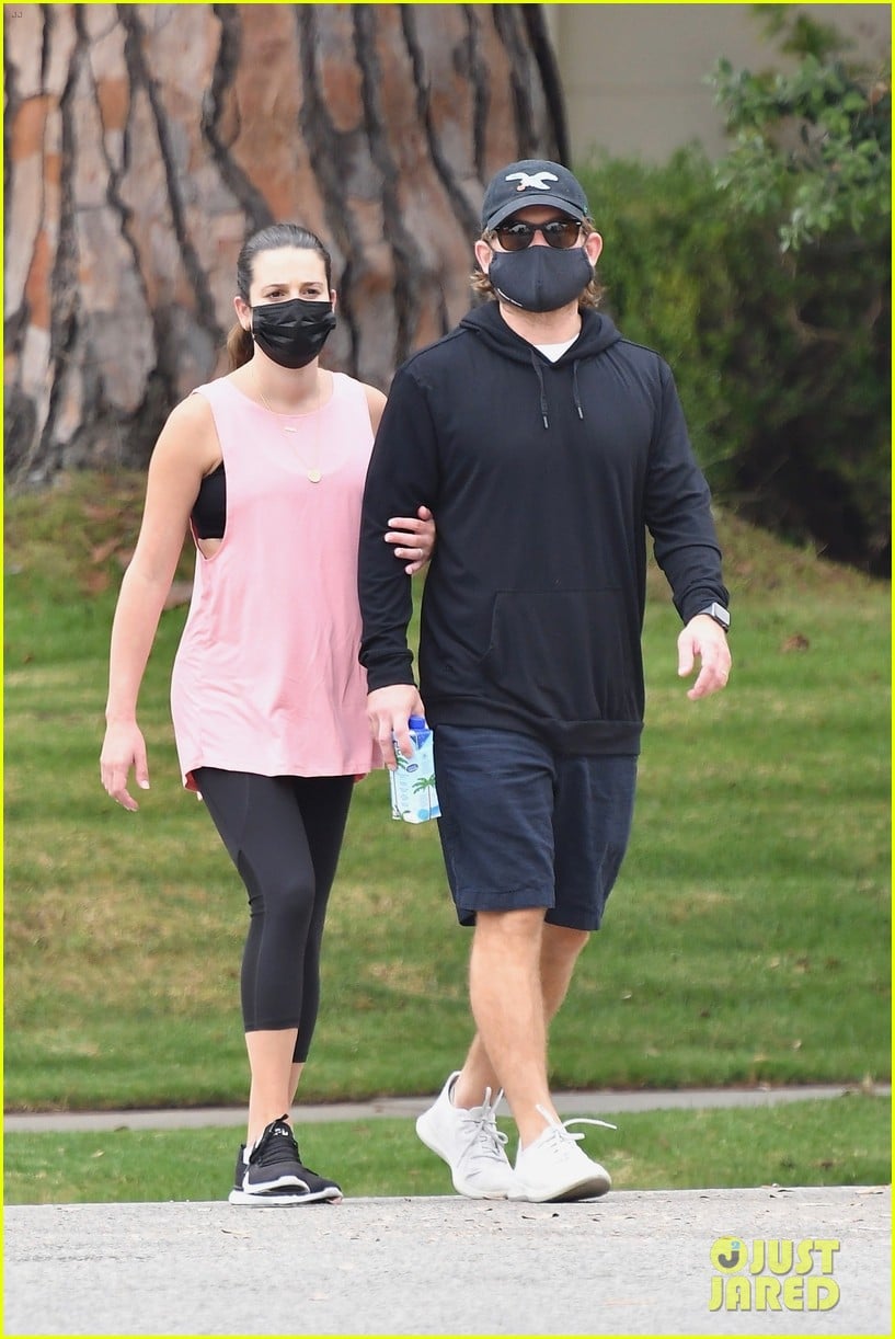 lea michele walk with zandy reich after giving birth 054481408