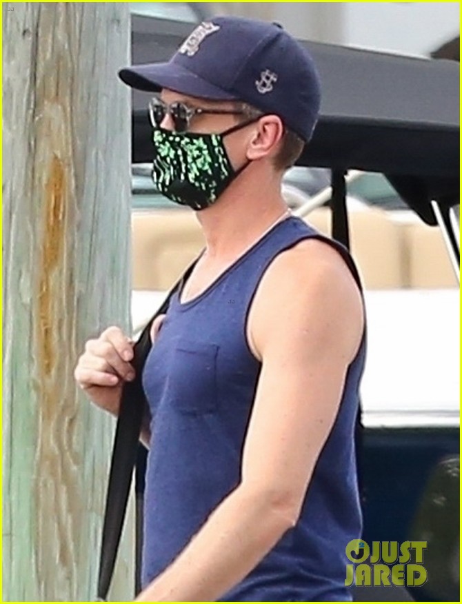 Neil Patrick Harris & David Burtka Spend the Day at Sea with Friends