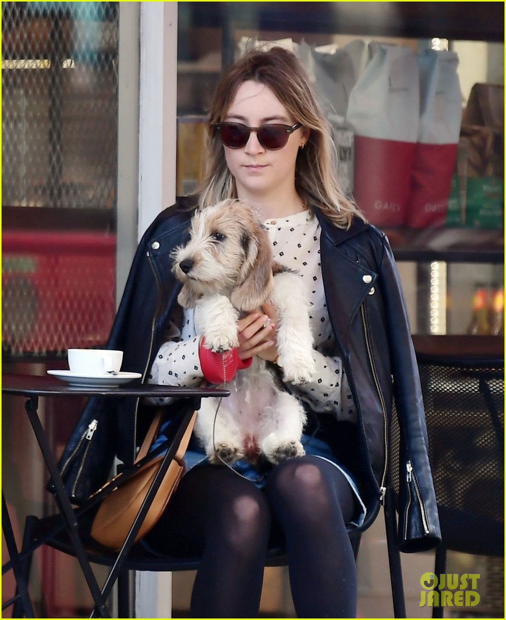 Saoirse Ronan & Boyfriend Jack Lowden Enjoy Rare Date in London!: Photo