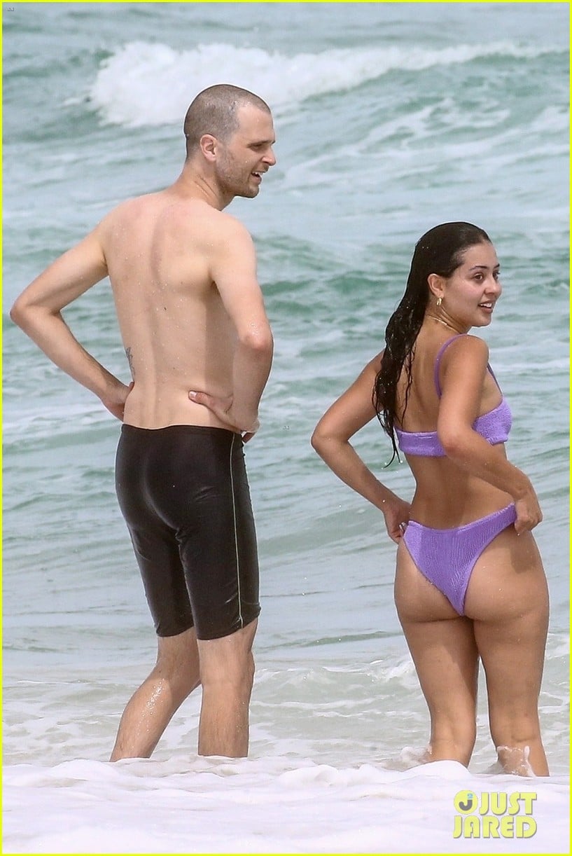 Alexa Demie Rocks Cute Purple Bikini At The Beach With Boyfriend JMSN alexa ...