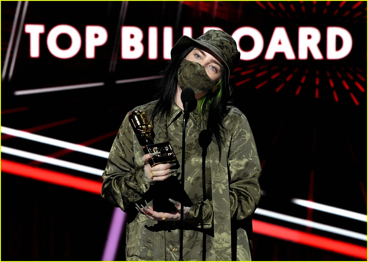 Billie Eilish & Lil Nas X Pick Up Awards at BBMAs 2020, Both Wearing