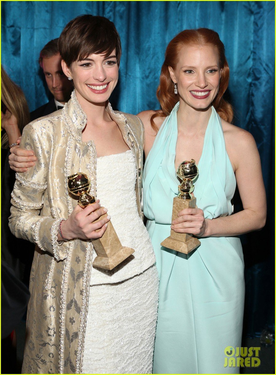 anne hathaway jessica chastain reunite for mothers instinct 044496352