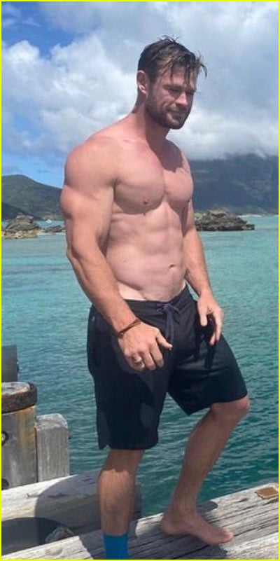 Chris Hemsworth Physique 