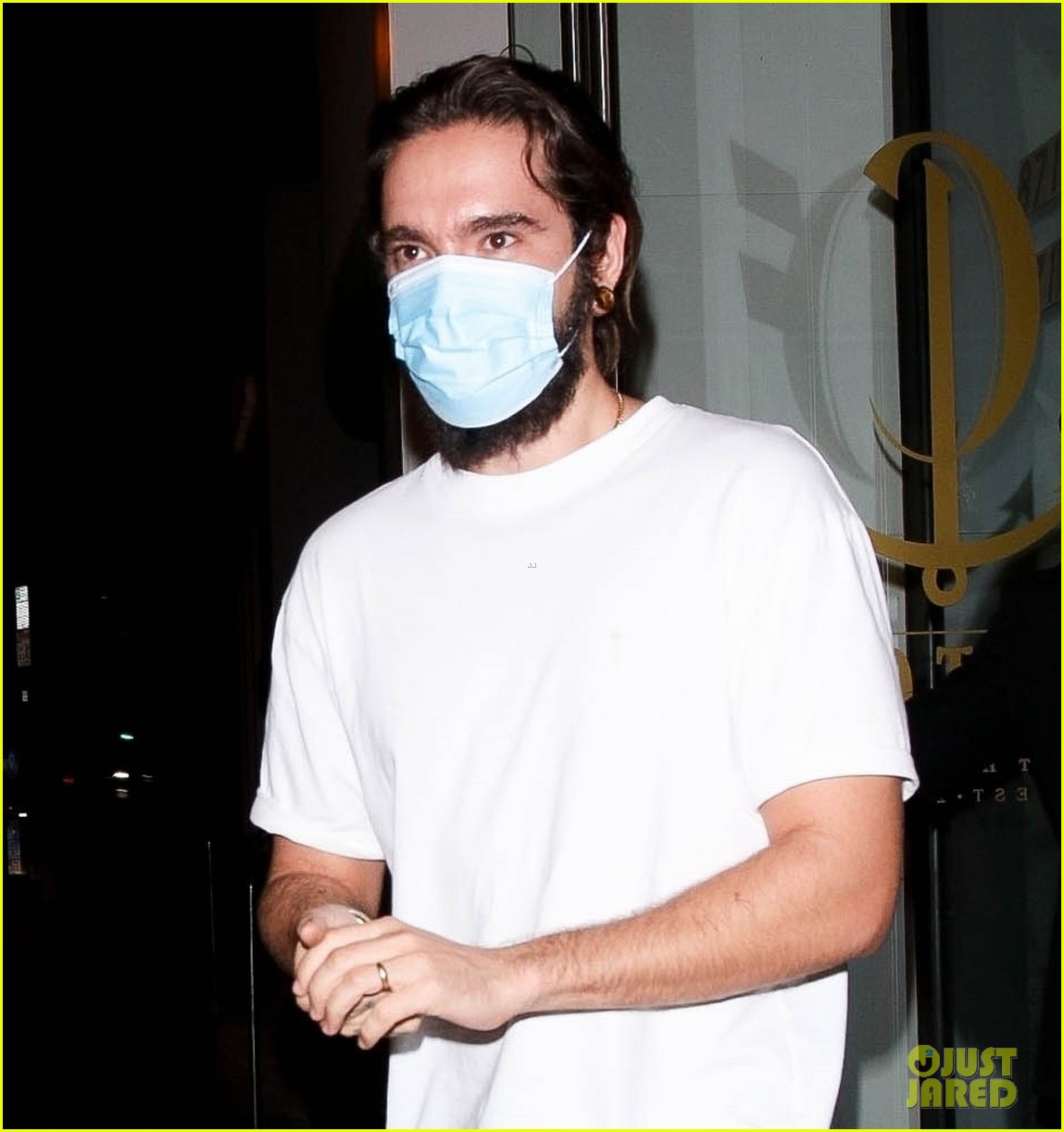 tom kaulitz out at catch 024493605