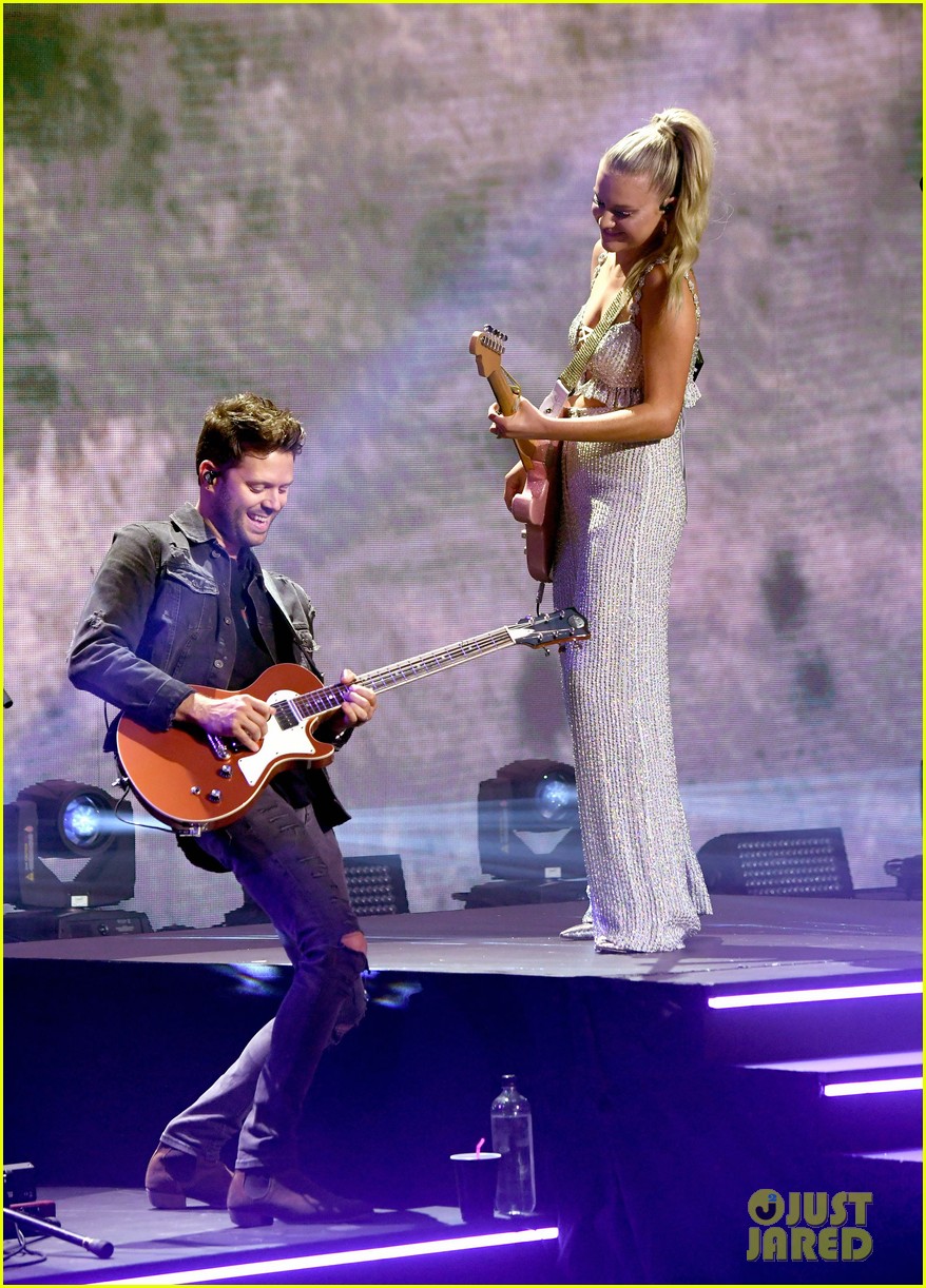 Kelsea Ballerini Very Politely Told Critics To 'Shut Up' After They