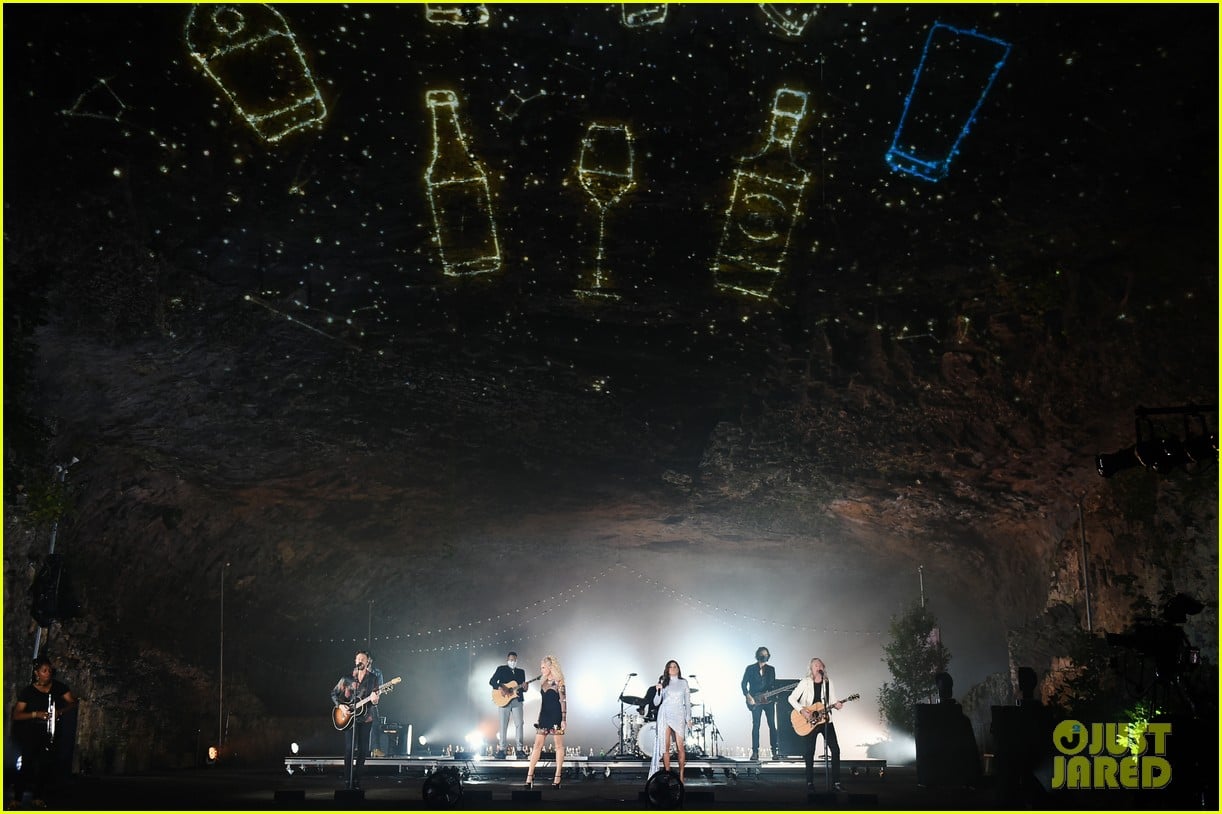 Little Big Town Close Out CMT Music Awards 2020 with 'Wine, Beer