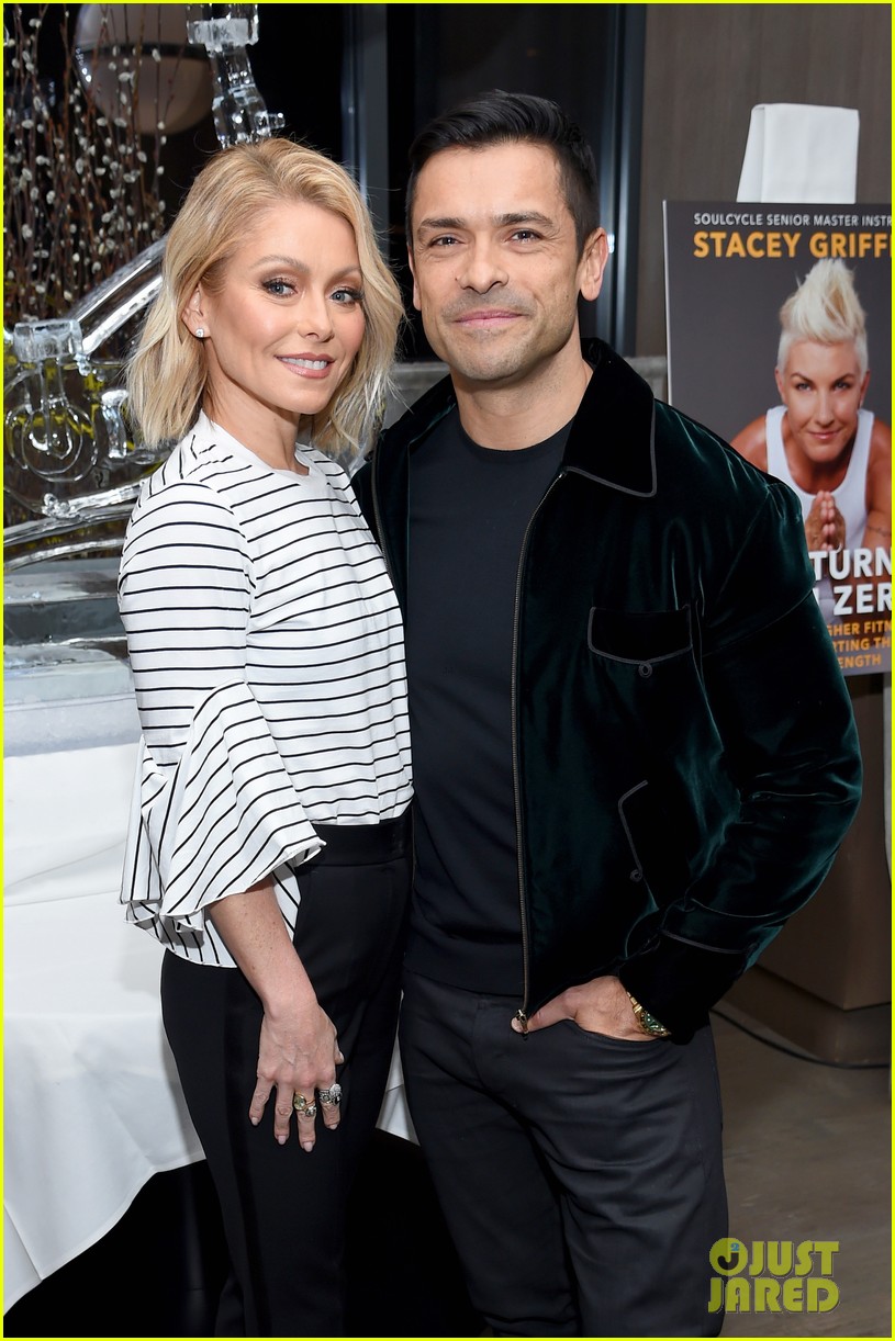 Kelly Ripa Turns 50, Husband Mark Consuelos Calls Her 'Sexy' in His