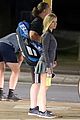 russell crowe britney theriot tennis match 03
