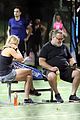 russell crowe britney theriot tennis match 13