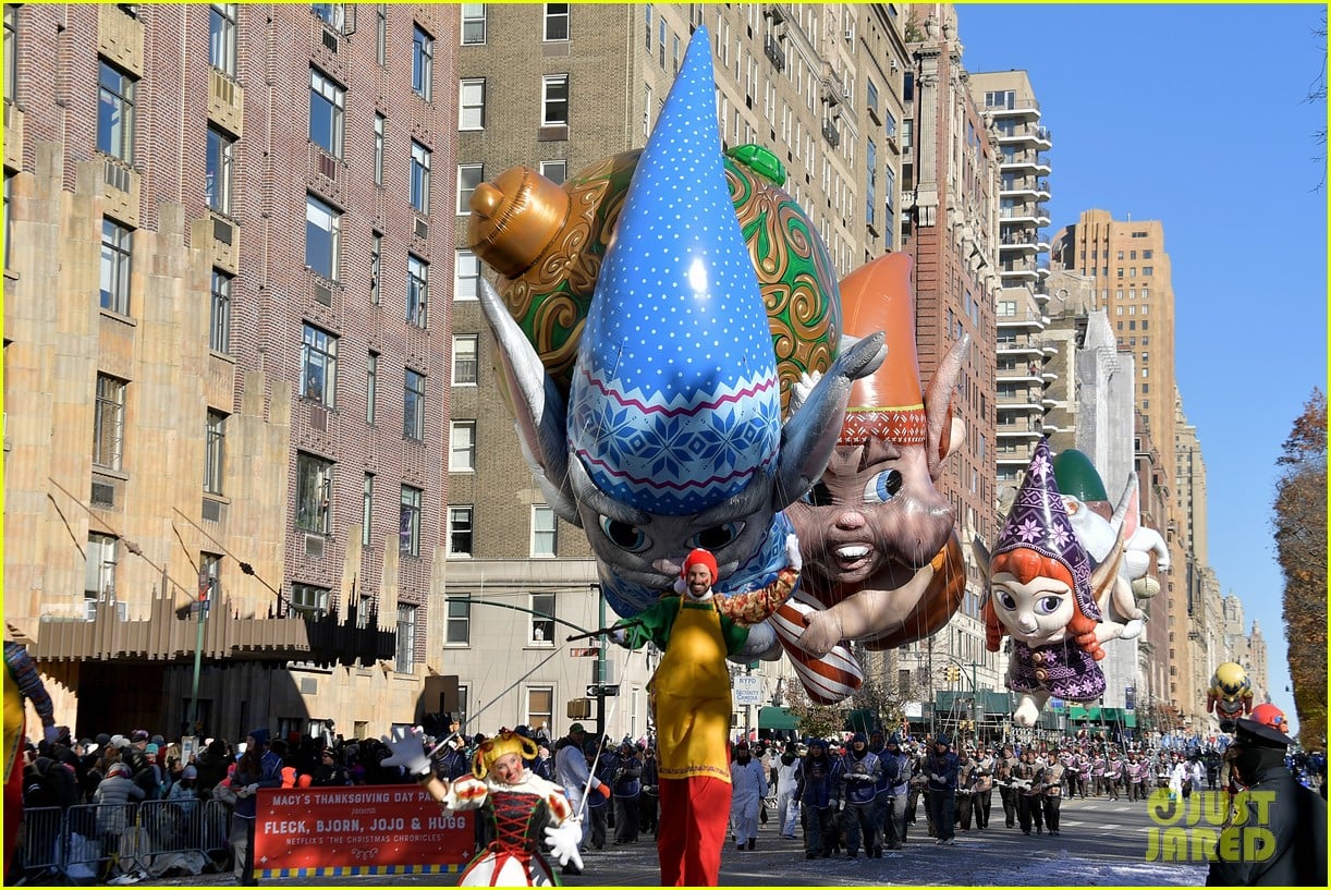 Yes, Singers Are Lip Syncing at the Macy's Thanksgiving Day Parade - Here's Why: Photo 4503641 Yes, Singers Are Lip Syncing at the Macy's Thanksgiving Day Parade - Here's Why: Photo 4503641