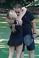 russell crowe kisses britney theriot 28