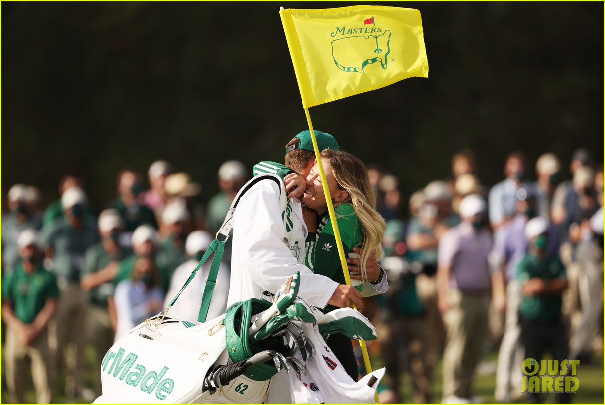 Dustin Johnson Celebrates Masters 2020 Win With Fiancee Paulina Gretzky