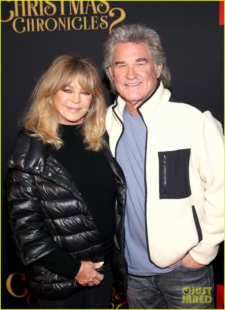 Goldie Hawn Celebrates 75th Birthday a Little Early with Kurt Russell(01)