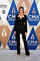 taylor hill in versace cma awards 2020 09