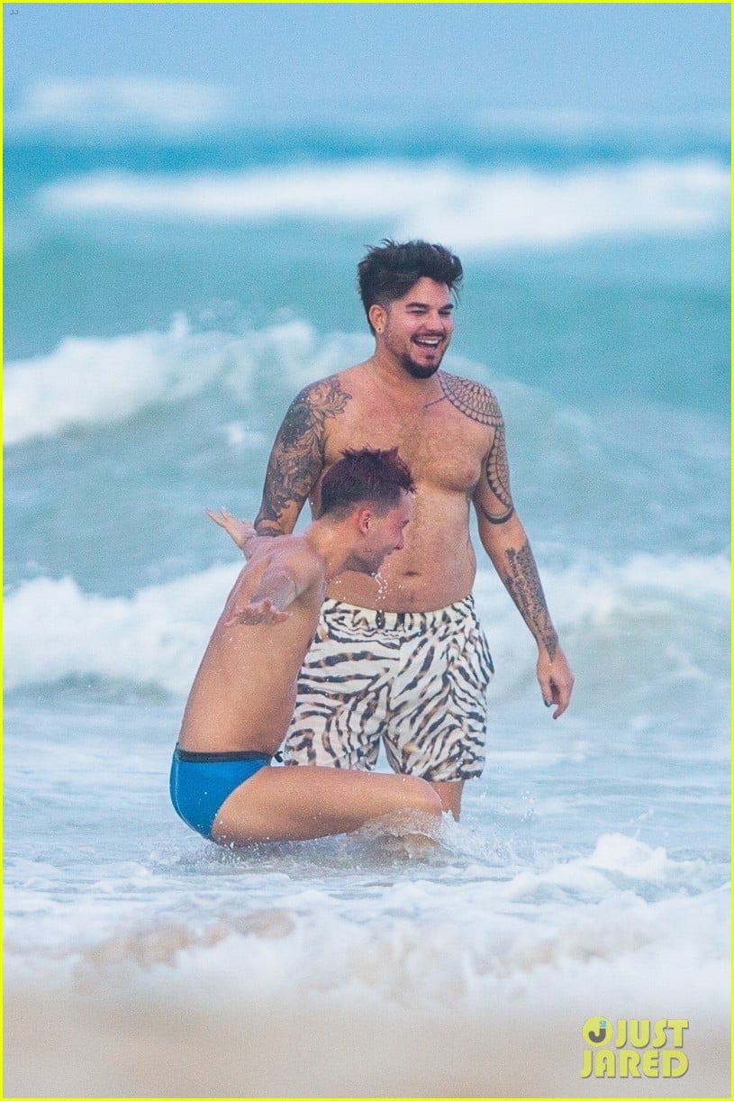 Photo adam lambert packs on pda with new boyfriend oliver gliese 10 Photo 4502012 Just
