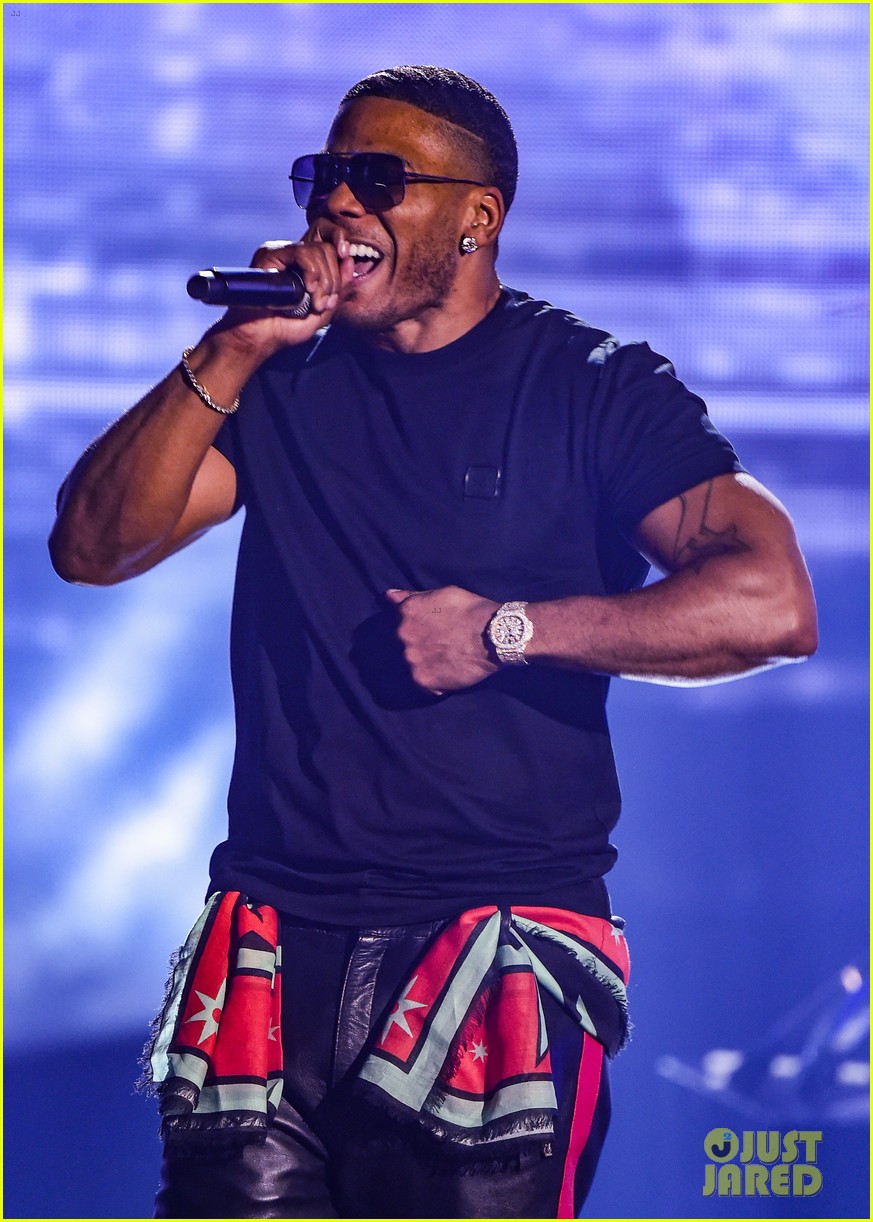 nelly medley of his hits at the amas 114502858