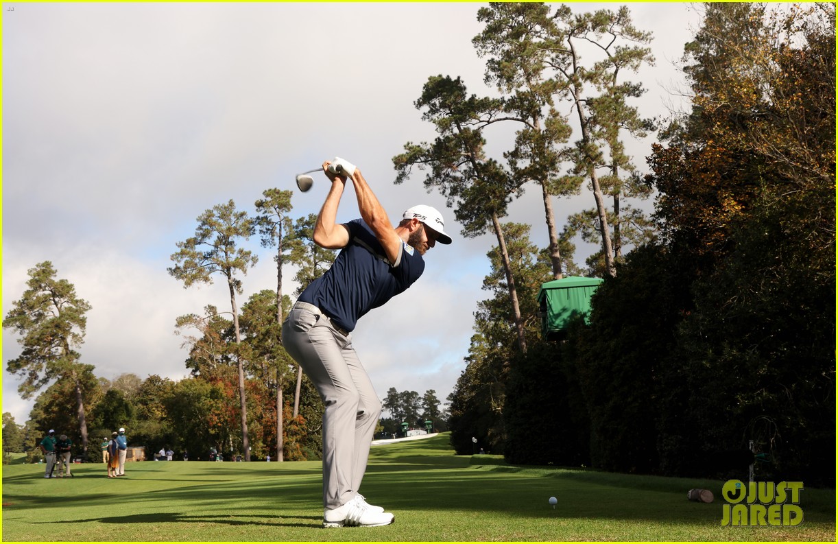 Golfer Dustin Johnson Gets Fiancee Paulina Gretzky's Support at The