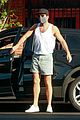 zachary quinto shows off toned arms while on coffee run 03
