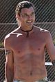 gavin rossdale bares his abs playing tennis 02