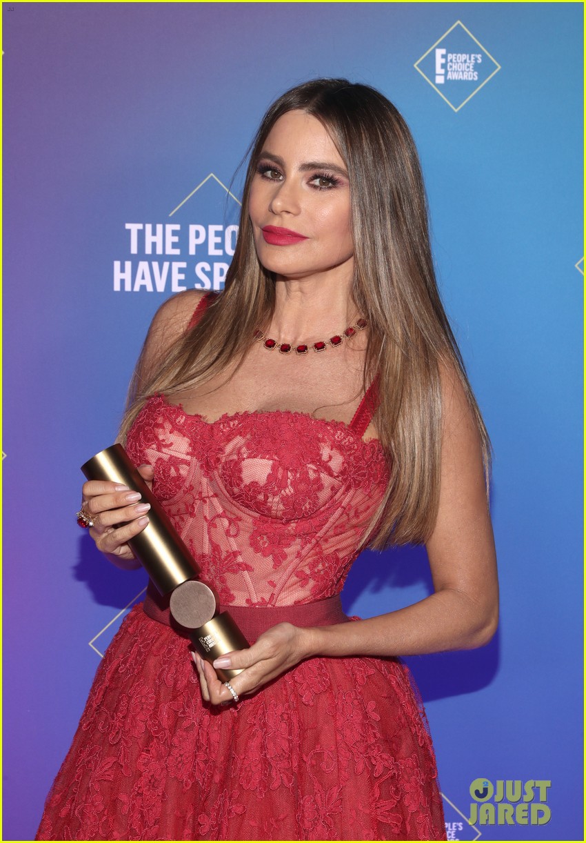 Sofia Vergara Receives Her FinalEver Award for 'Modern Family' at