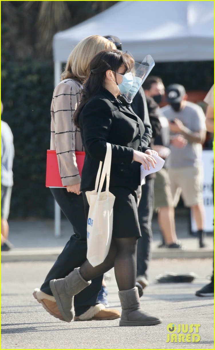 Beanie Feldstein Seen In Costume as Monica Lewinsky on 'Impeachment