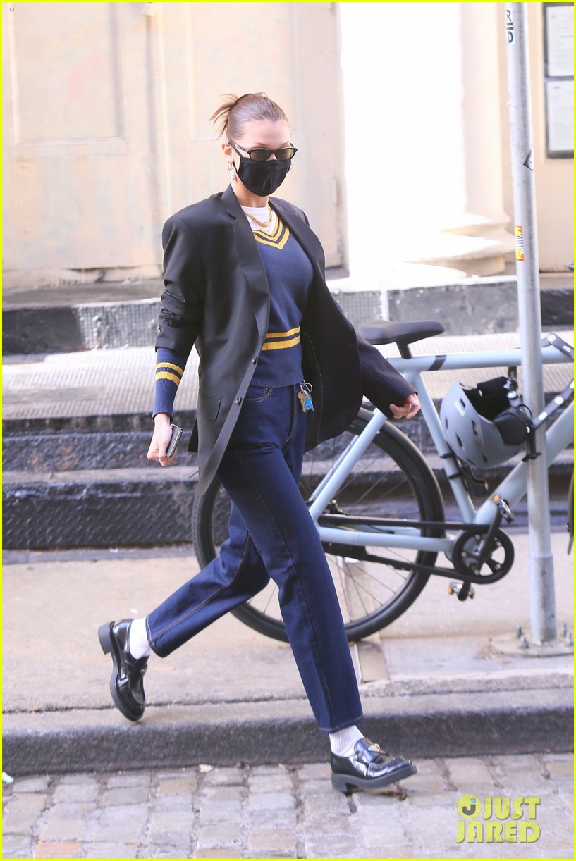 Bella Hadid Sports a Cool Look for Lunch with Friends in NYC: Photo