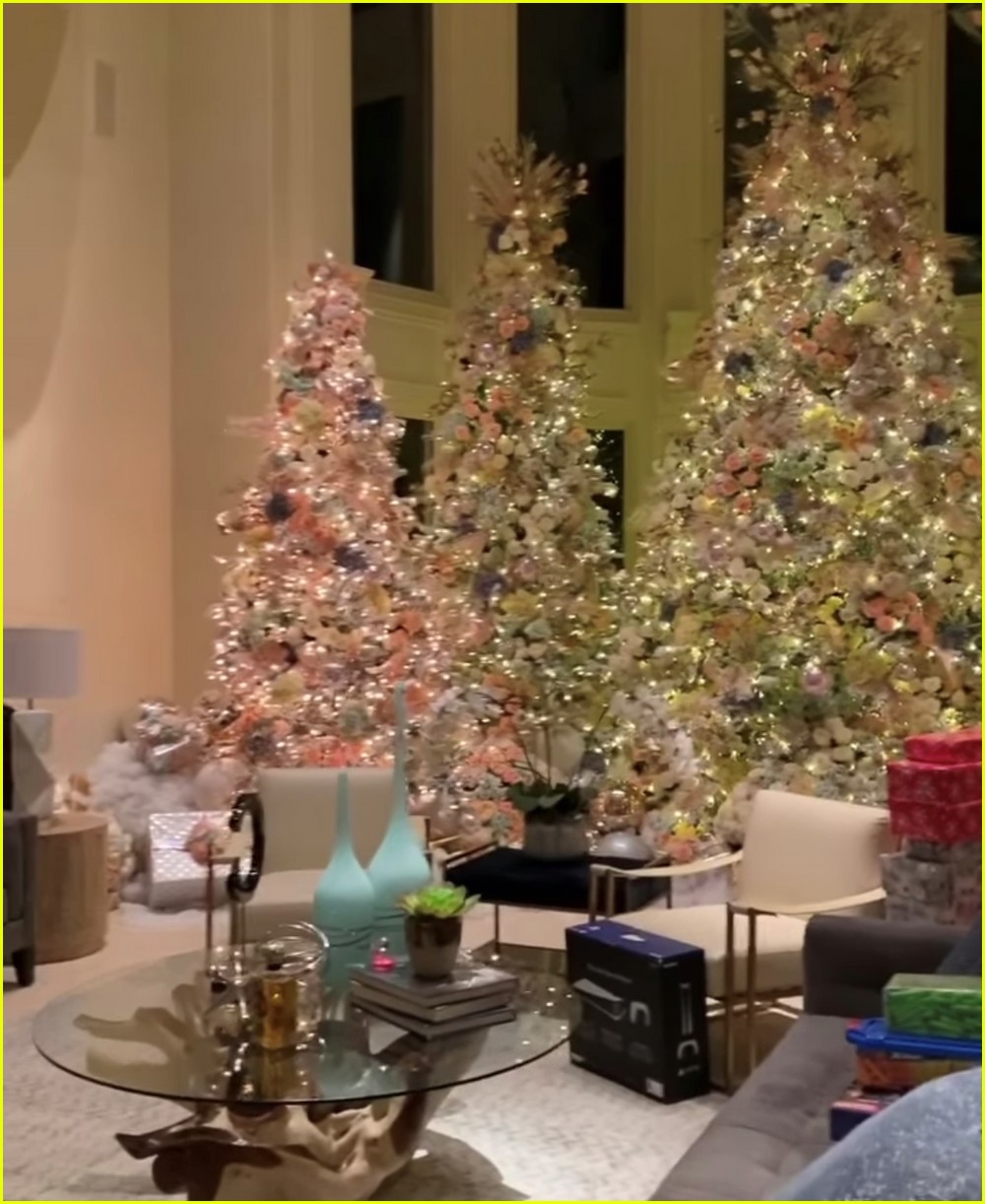 Cardi B Gets Emotional While Showing Off Her Incredible Christmas