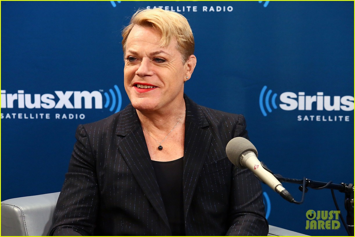 Eddie Izzard Identifies As Gender Fluid & Announces She Will Go By She