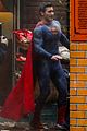 tyler hoechlin debuts new superman suit superman lois 03