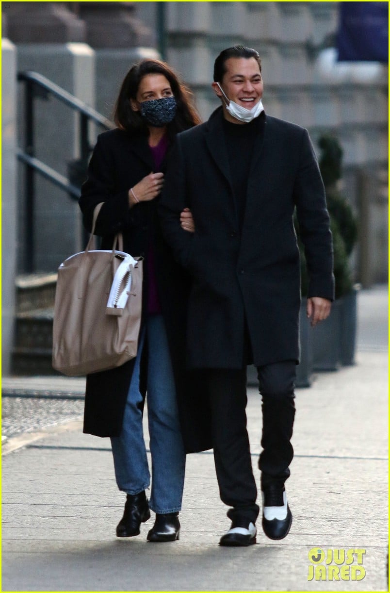 Katie Holmes & Boyfriend Emilio Vitolo Jr. Go for a PostChristmas NYC