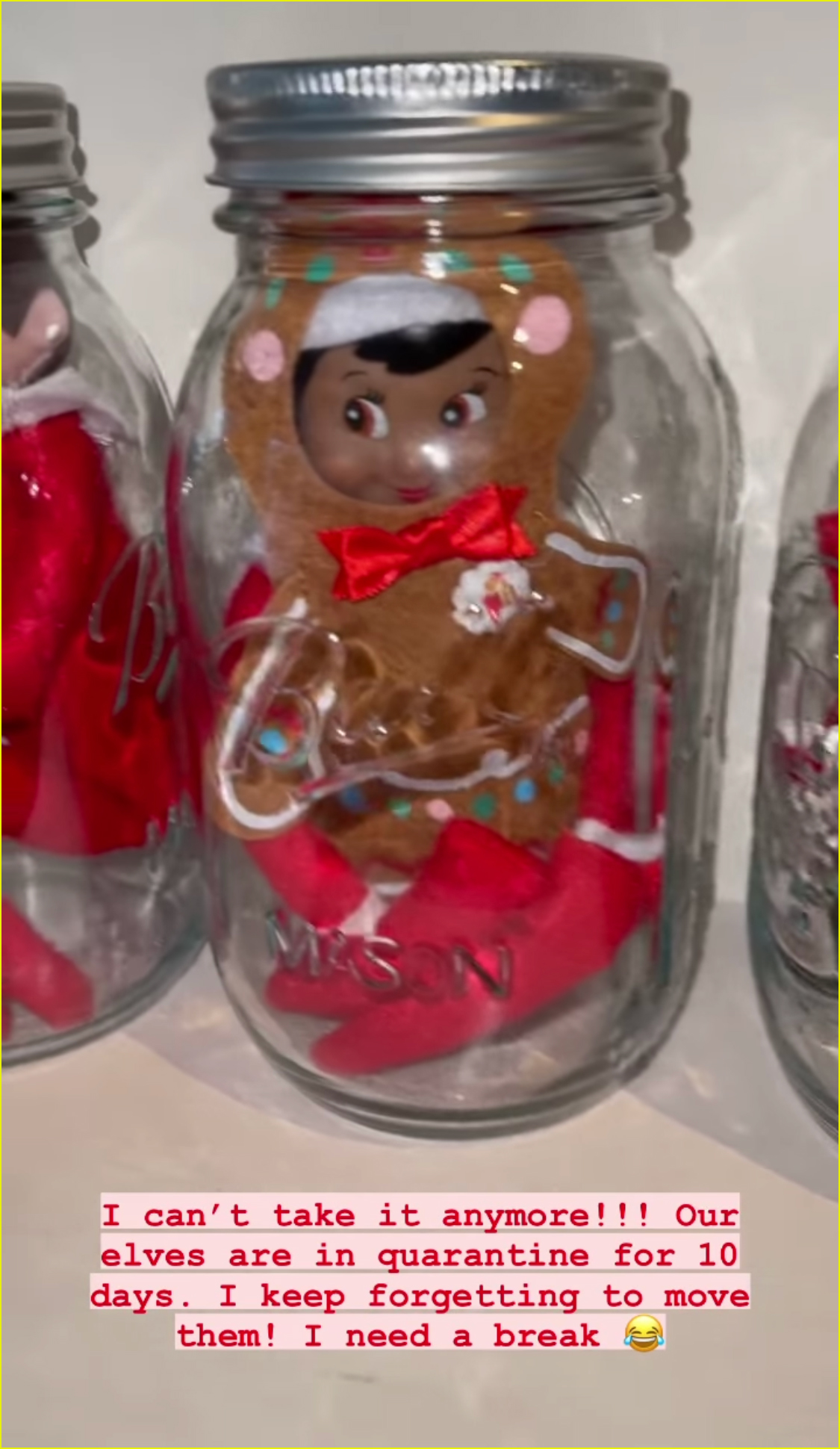 Photo kim kardashian puts kids elves on the shelf in quarantine 08