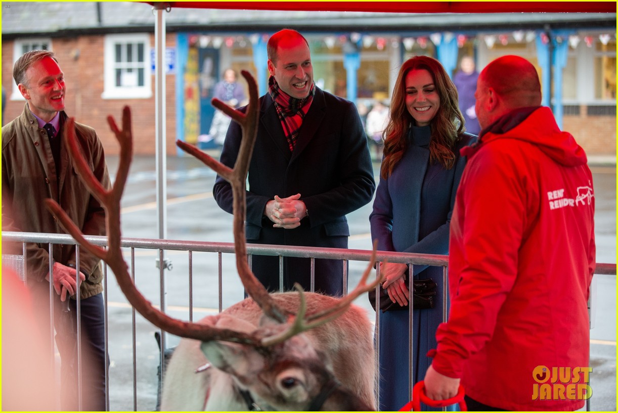 Prince William & Kate Middleton Have to Sleep in Separate Beds on Their