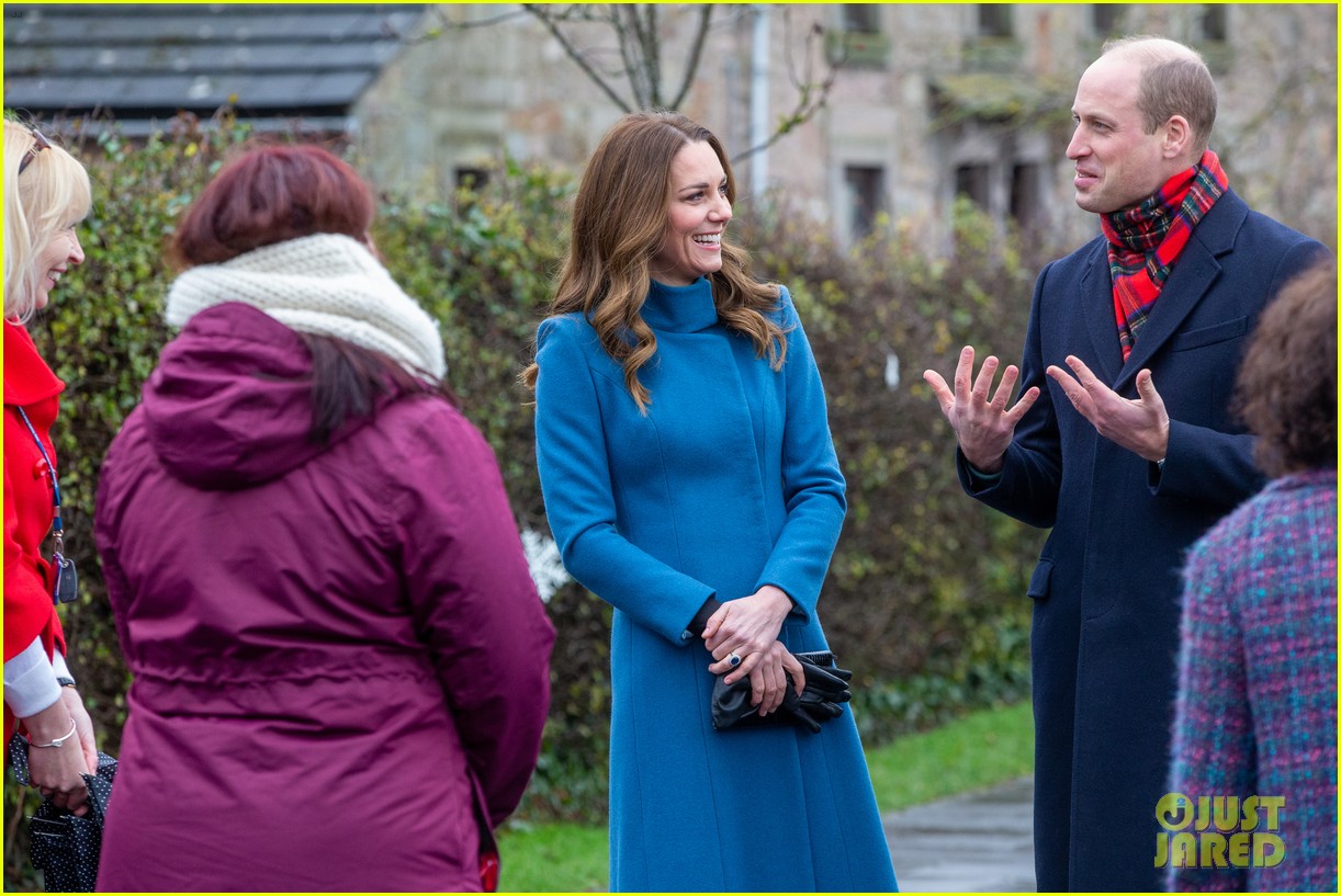 Prince William & Kate Middleton Have to Sleep in Separate Beds on Their