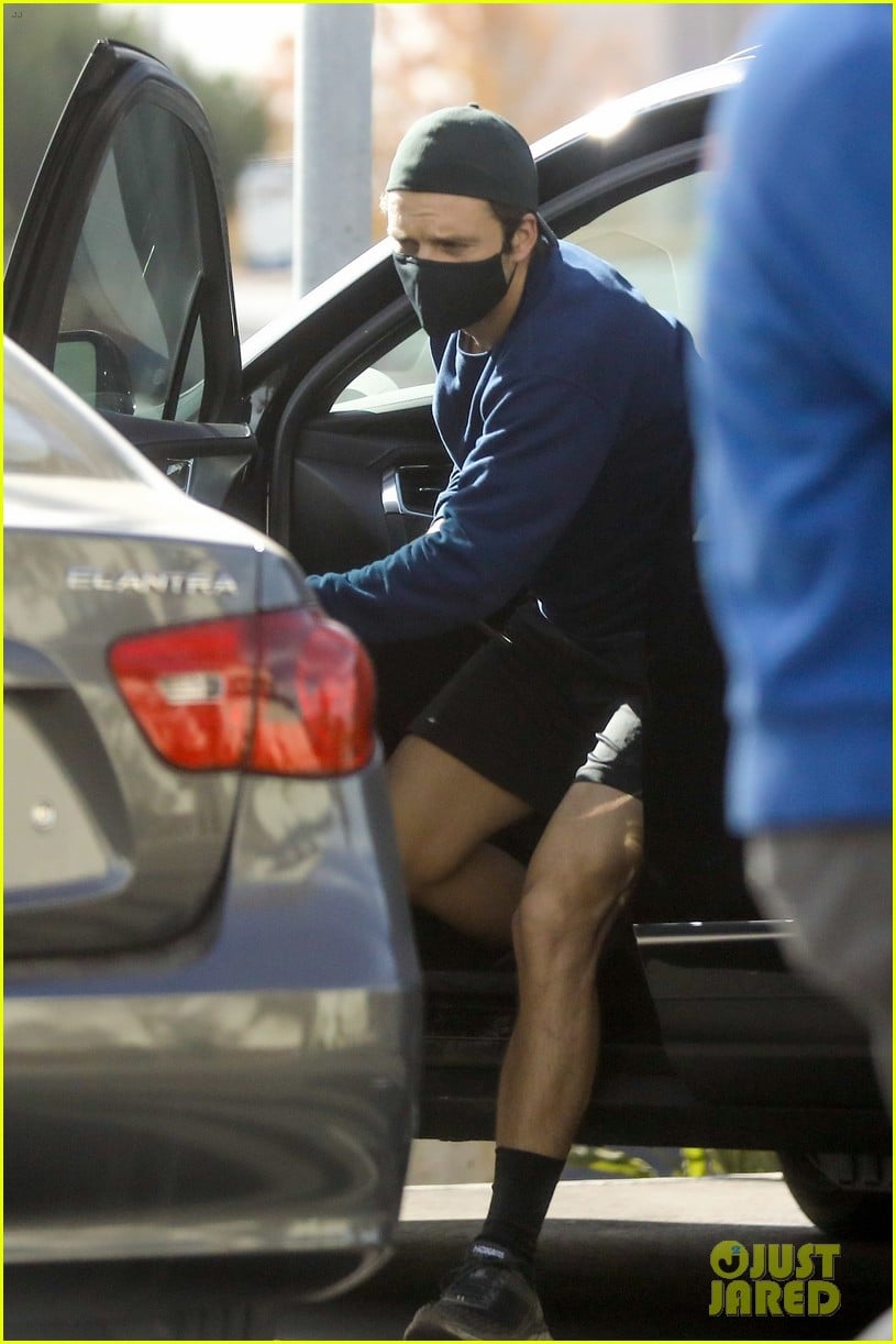 Sebastian Stan & Girlfriend Alejandra Onieva Mask Up While Picking Up