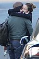 olivia wilde jason sudeikis long embrace after spending the day together 07