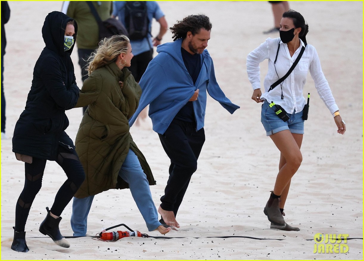 Photo: elsa pataky paul mescal beach scenes carmen set 59 | Photo