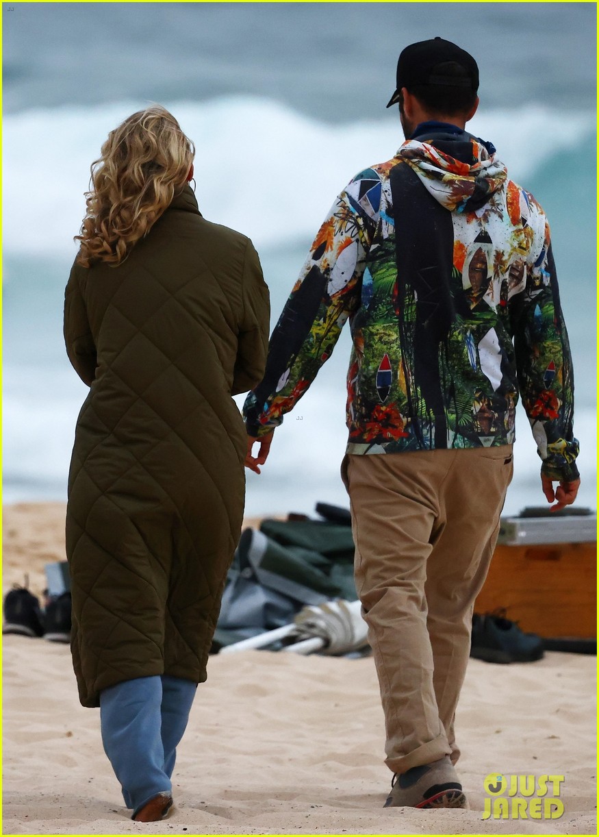 Photo: elsa pataky paul mescal beach scenes carmen set 62 | Photo