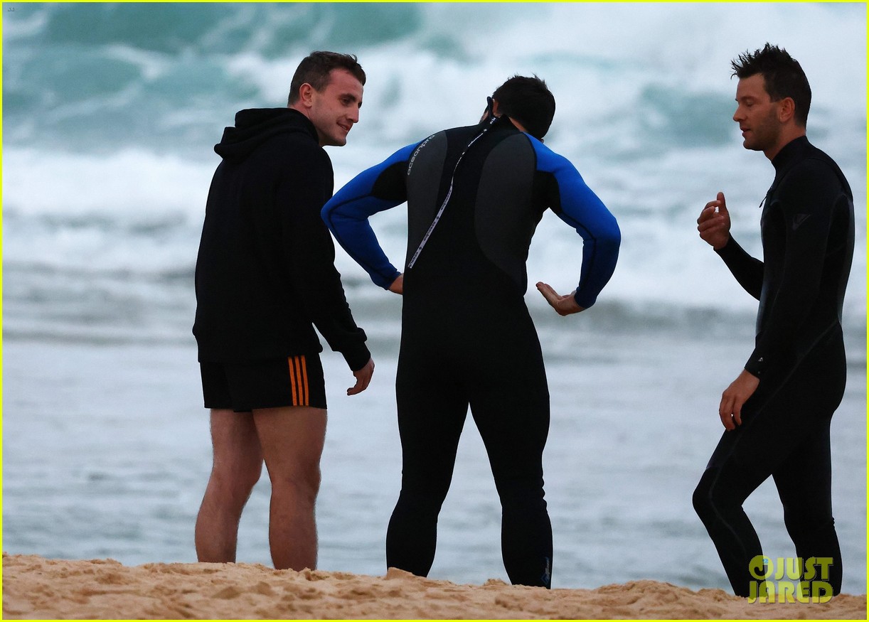 Photo: elsa pataky paul mescal beach scenes carmen set 67 | Photo