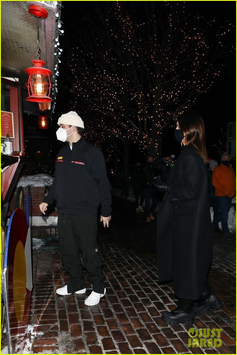 Photo: kendall jenner marijuana dispensary in aspen 97 | Photo 4513279