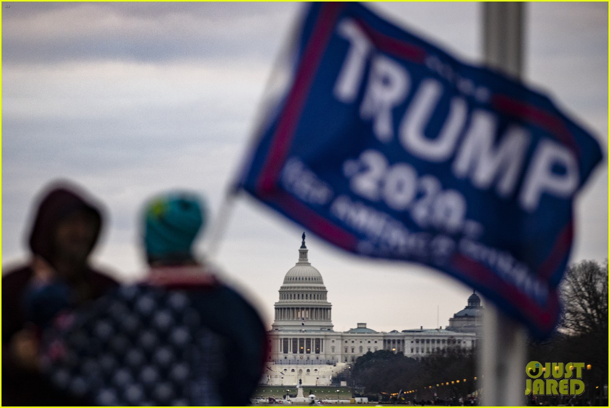 Pro-Donald Trump Protestors Storm U.S. Capitol Building, Breach Police ...