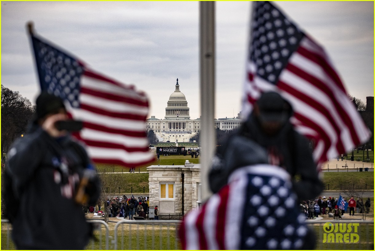 Pro-Donald Trump Protestors Storm U.S. Capitol Building, Breach Police ...