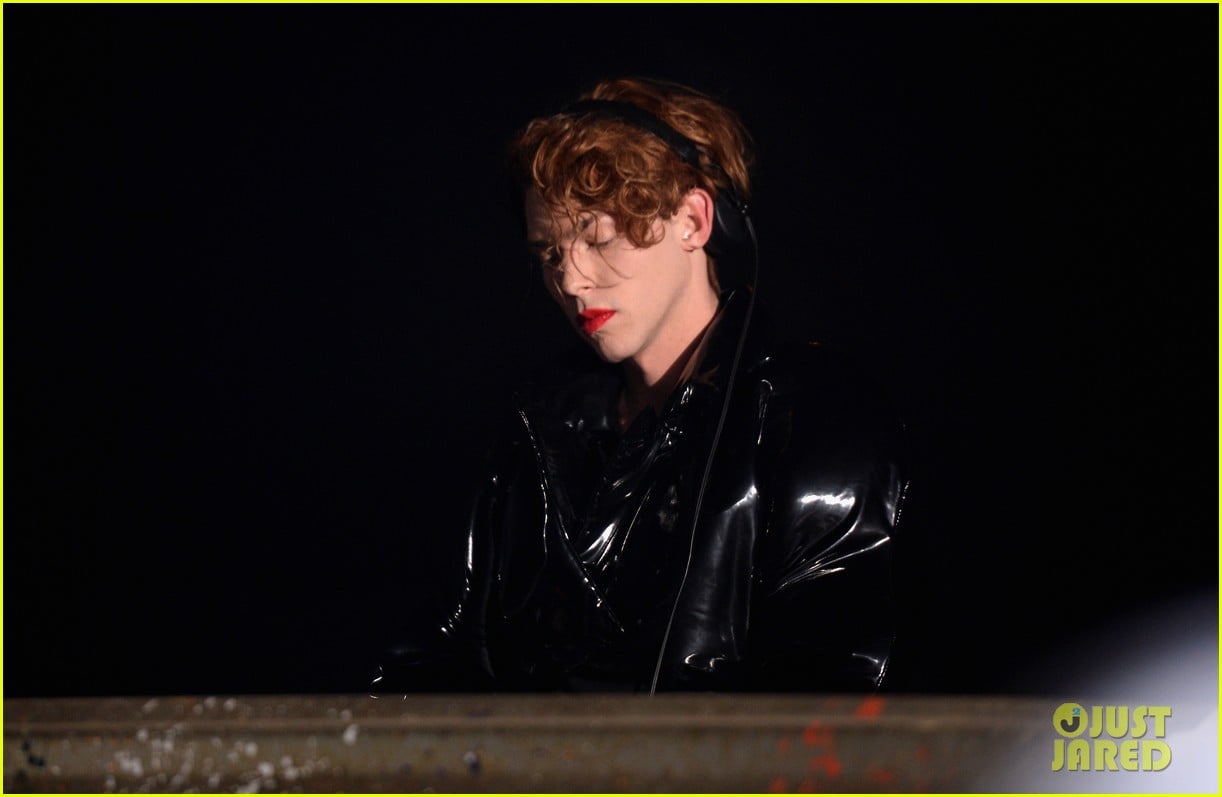 Electronic Music Star SOPHIE Has Died at 34: Photo 4520739 | Pictures