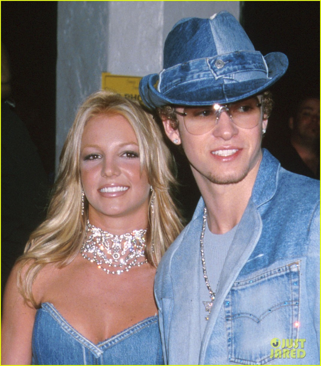 britney spears justin timberlake jean outfit anniversary 034515093