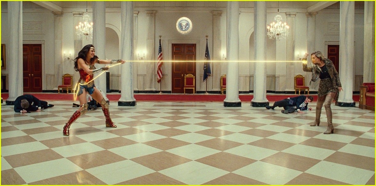 Photo: gal gadot wonder woman 1984 new trailer 14. | Photo 4515701