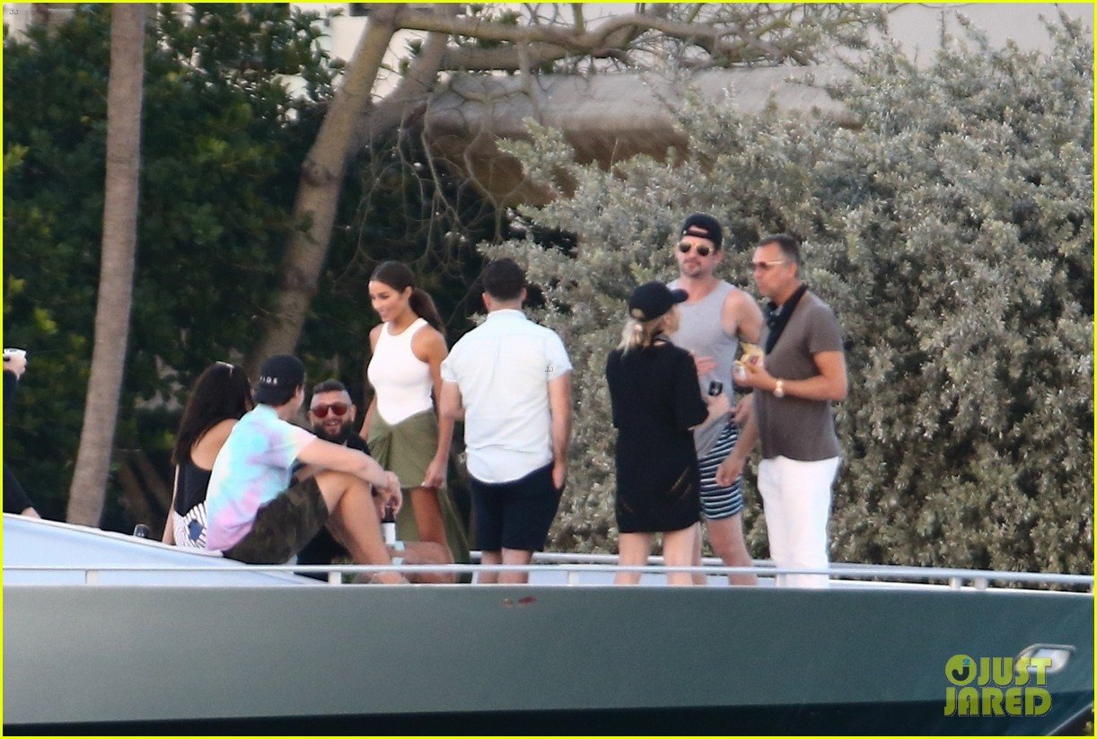 Photo: olivia culpo boat party in miami 38 | Photo 4522659 | Just Jared
